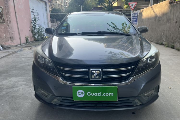 Used Zotye Z300 2014 1.5L Urban Edition Manual Luxury Model Exterior 1