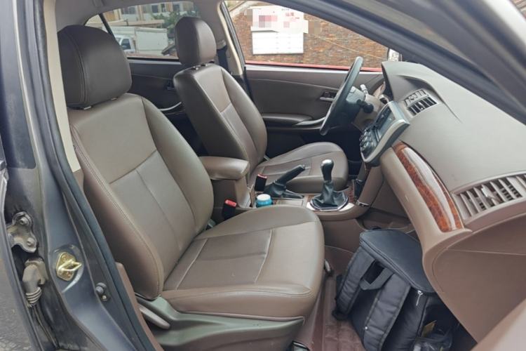 Used Zotye Z300 2014 1.5L Urban Edition Manual Luxury Model Right Front Seat