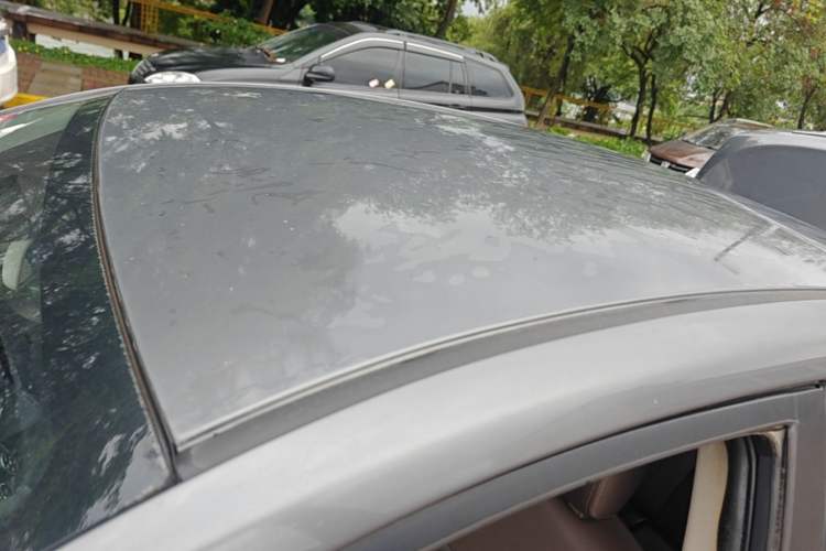 Used Zotye Z300 2014 1.5L Urban Edition Manual Luxury Model Roof