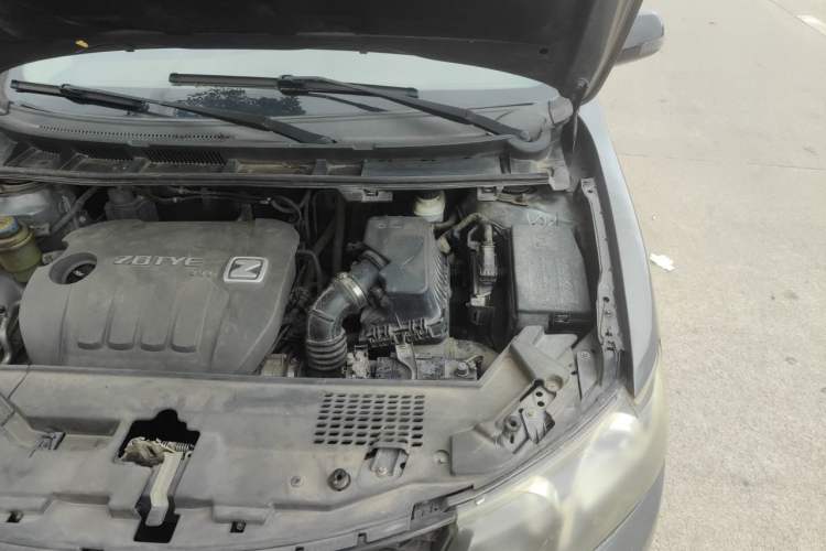 Used Zotye Z300 2014 1.5L Urban Edition Manual Luxury Model Engine Bay Left