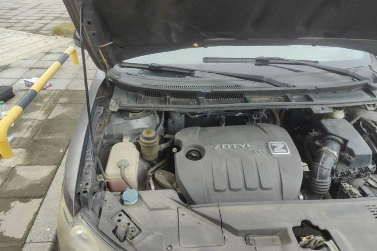 Used Zotye Z300 2014 1.5L Urban Edition Manual Luxury Model Engine Bay Right