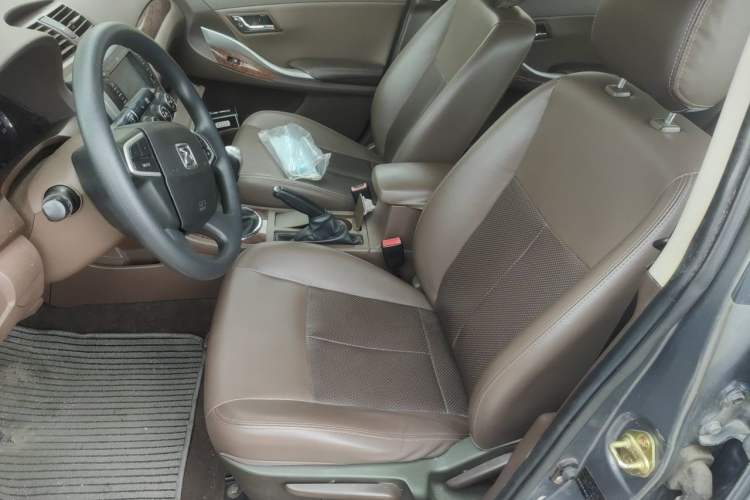 Used Zotye Z300 2014 1.5L Urban Edition Manual Luxury Model Left Front Seat