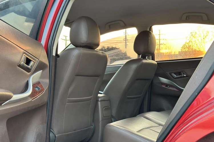 Used Zotye Z300 2014 1.5L Urban Edition Manual Luxury Model Left Rear Seat