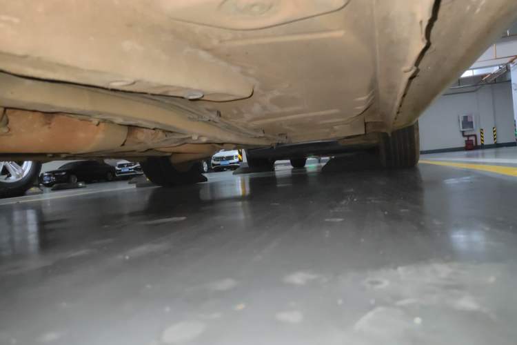 Used Zotye Z300 2014 1.5L Value Edition Manual Elite Model Chassis Front Left