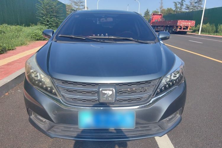 Used Zotye Z300 2014 1.5L Value Edition Manual Elite Model Exterior 1