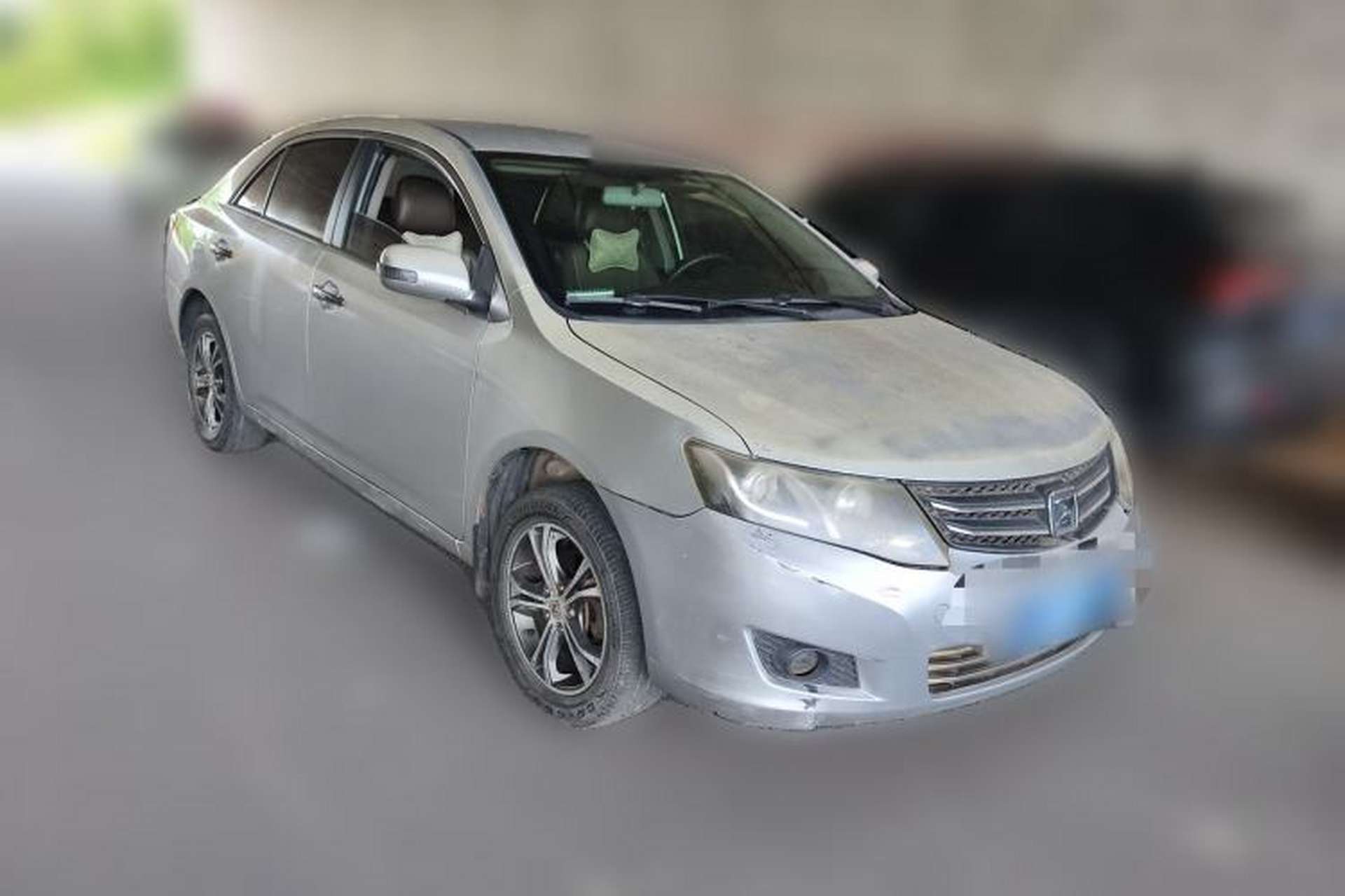 Used Zotye Z300 2014 1.5L Urban Edition Manual Luxury Model Front Right 45 Deg