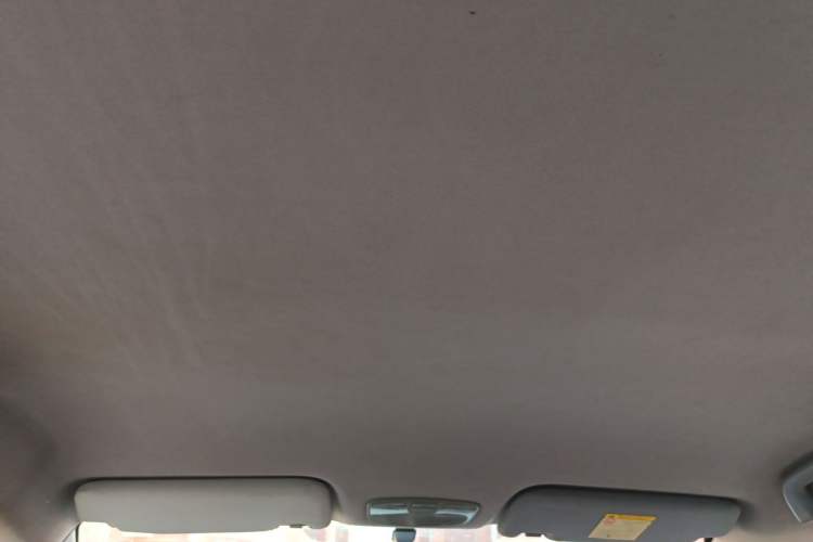 Used Zotye Z300 2014 1.5L Value Edition Manual Elite Model Headliner