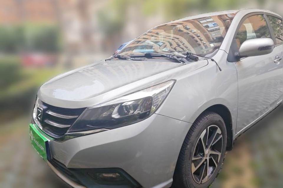 Zotye Z300 2014