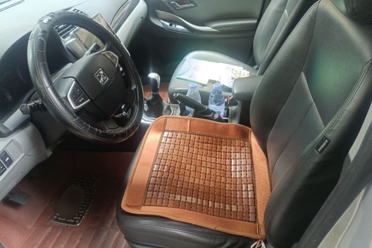 Used Zotye Z300 2014 New Vision 1.5L Manual Luxury Model Left Front Seat