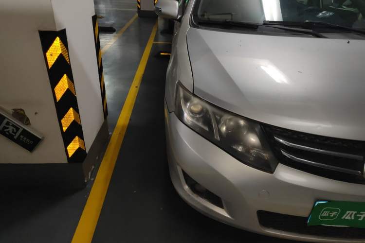 Used Zotye Z300 2014 1.5L Value Edition Manual Elite Model Right Front Headlight