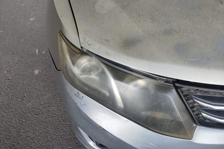 Used Zotye Z300 2014 1.5L Urban Edition Manual Luxury Model Right Front Headlight