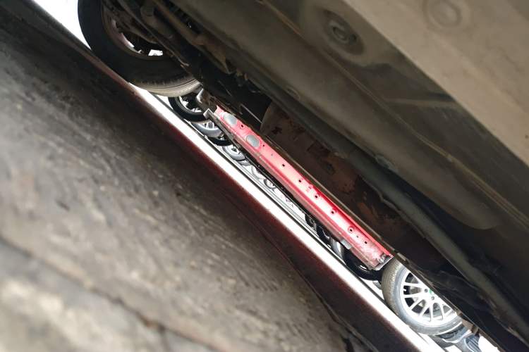 Used Zotye Z300 2014 1.5L Urban Edition Manual Luxury Model Chassis Front Left