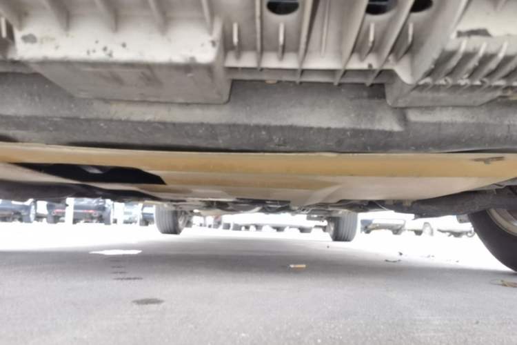 Used Zotye Z300 2014 1.5L Value Edition Manual Elite Model Chassis Front