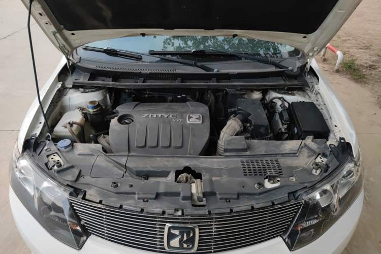 Used Zotye Z300 2014 1.5L Value Edition Manual Elite Model Engine Bay