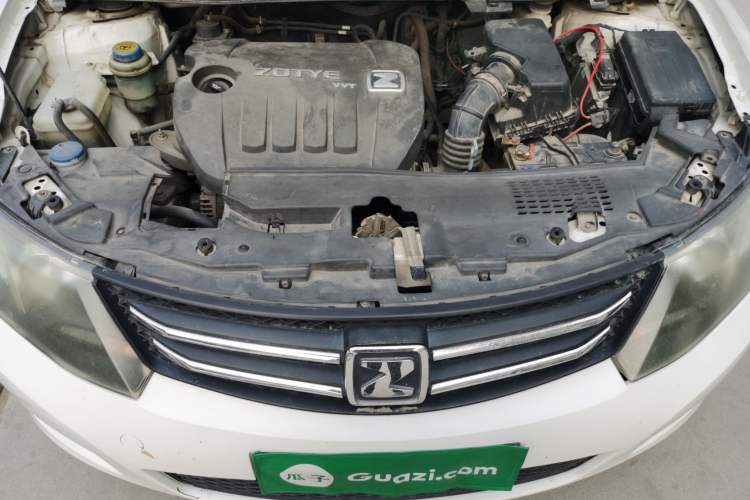Used Zotye Z300 2014 1.6L Drive-Value Edition Automatic Elite Model Engine Bay