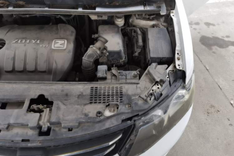 Used Zotye Z300 2014 1.5L Value Edition Manual Elite Model Engine Bay Left