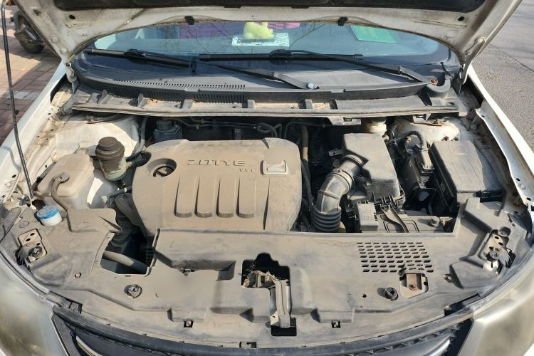 Used Zotye Z300 2014 1.5L Value Edition Manual Elite Model Engine Bay