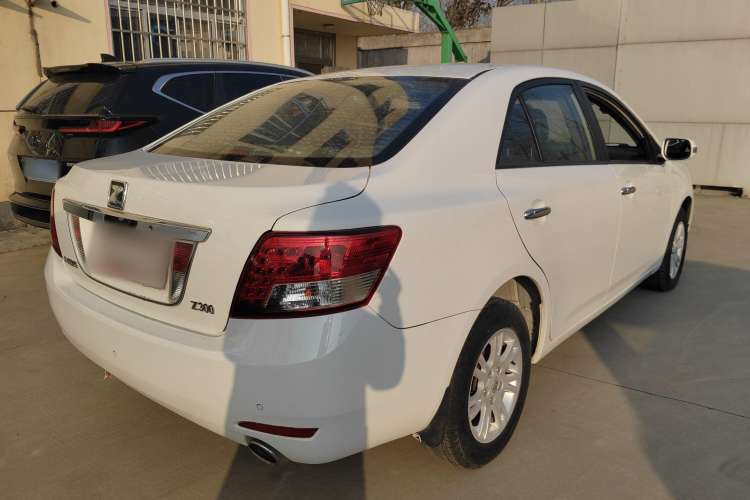 Used Zotye Z300 2014 1.5L Value Edition Manual Elite Model Exterior 3