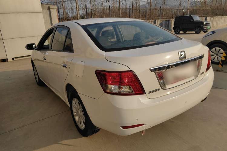 Used Zotye Z300 2014 1.5L Value Edition Manual Elite Model Exterior 5
