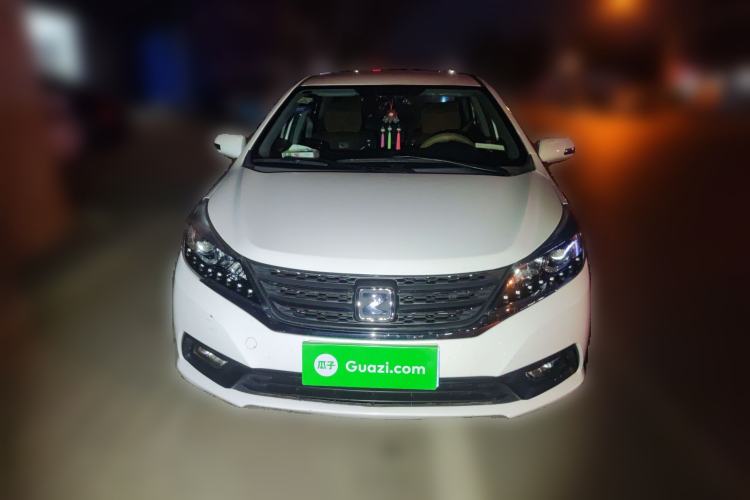 Used Zotye Z300 2014 New Vision 1.5L Manual Luxury Model Front