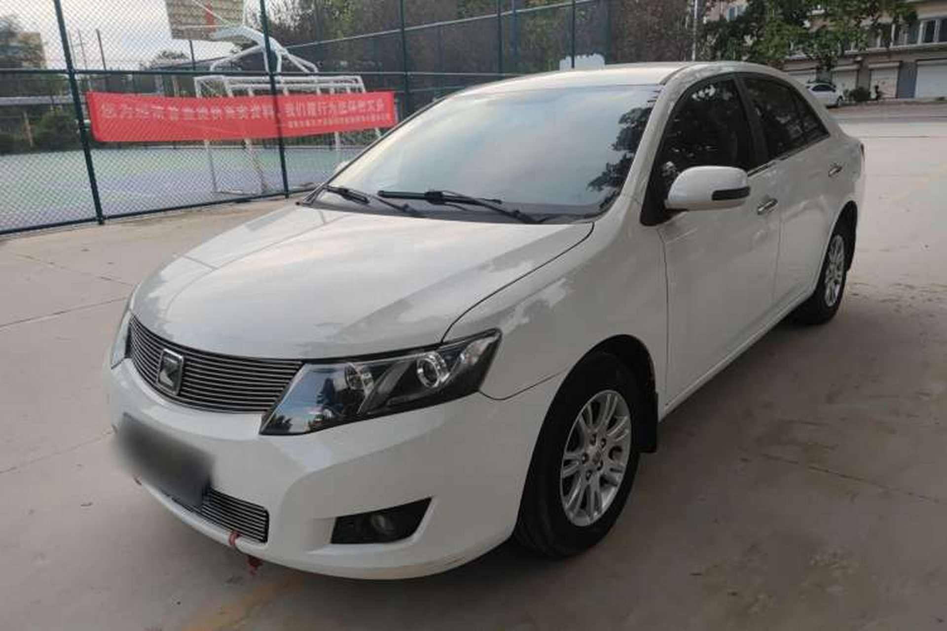 Used Zotye Z300 2014 1.5L Value Edition Manual Elite Model Front Left 45 Deg