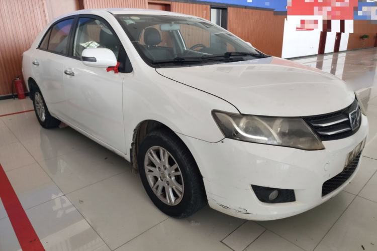 Used Zotye Z300 2014 1.5L Value Edition Manual Elite Model Front Right 45 Deg