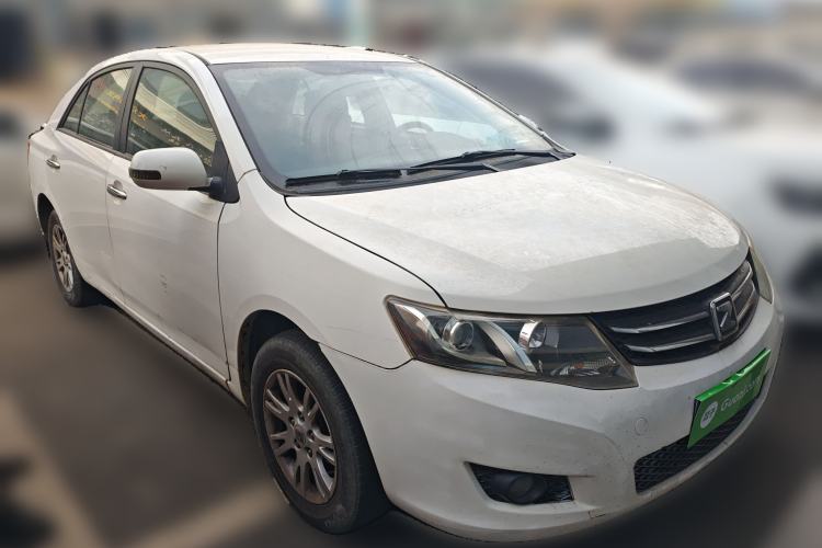 Used Zotye Z300 2014 1.5L Urban Edition Manual Luxury Model Front Right 45 Deg