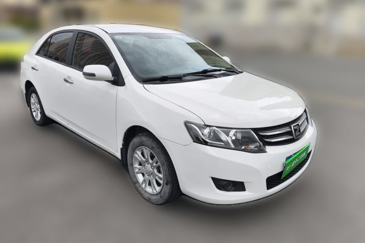 Used Zotye Z300 2014 1.5L Value Edition Manual Comfort Model Front Right 45 Deg