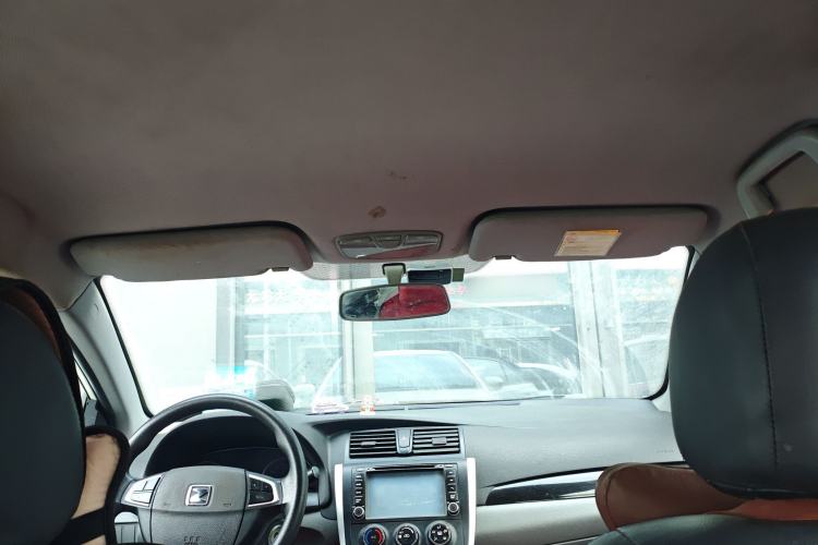 Used Zotye Z300 2014 1.5L Urban Edition Manual Luxury Model Headliner