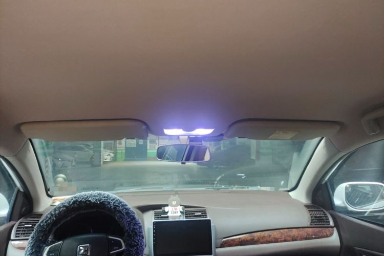 Used Zotye Z300 2014 1.5L Urban Edition Manual Luxury Model Headliner