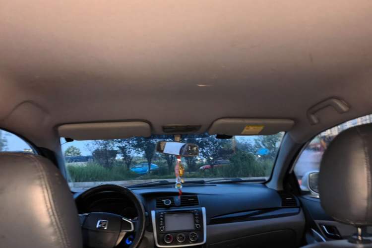 Used Zotye Z300 2014 1.5L Value Edition Manual Elite Model Headliner
