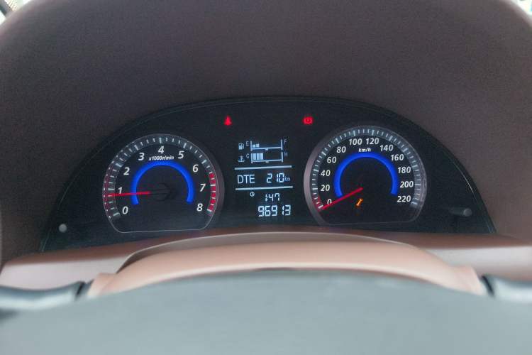 Used Zotye Z300 2014 1.5L Urban Edition Manual Luxury Model Instrument Cluster