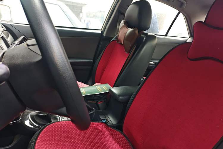 Used Zotye Z300 2014 1.5L Urban Edition Manual Luxury Model Left Front Seat