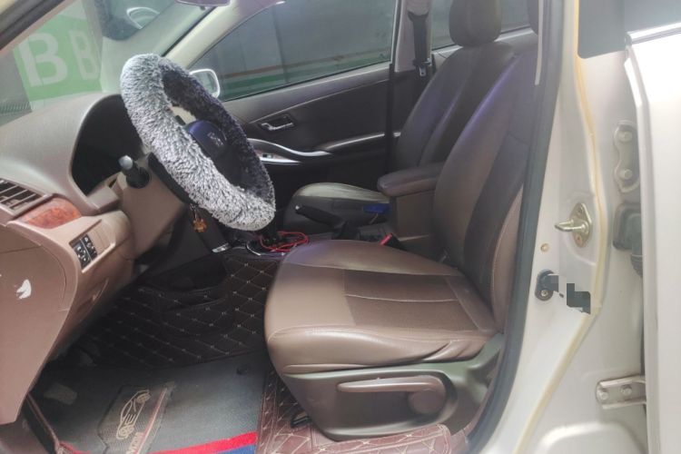 Used Zotye Z300 2014 1.5L Urban Edition Manual Luxury Model Left Front Seat