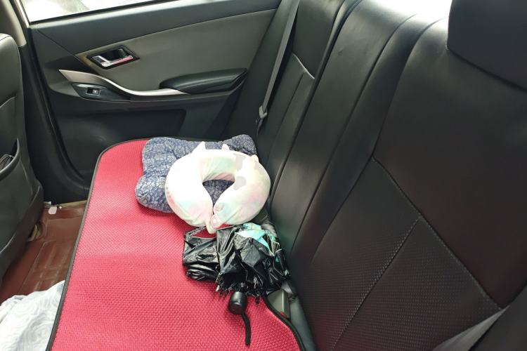 Used Zotye Z300 2014 1.5L Urban Edition Manual Luxury Model Left Rear Seat