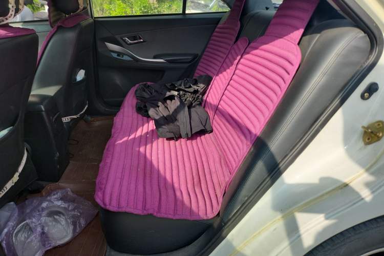 Used Zotye Z300 2014 1.5L Value Edition Manual Elite Model Left Rear Seat