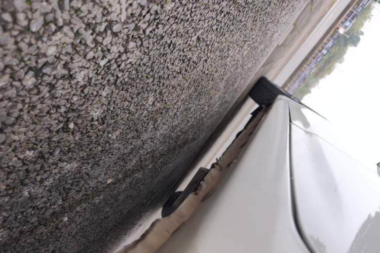 Used Zotye Z300 2014 1.5L Urban Edition Manual Luxury Model Left Side Sill