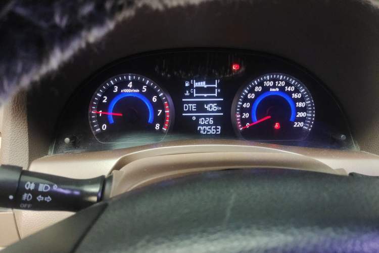 Used Zotye Z300 2014 1.5L Urban Edition Manual Luxury Model Odometer Close Up