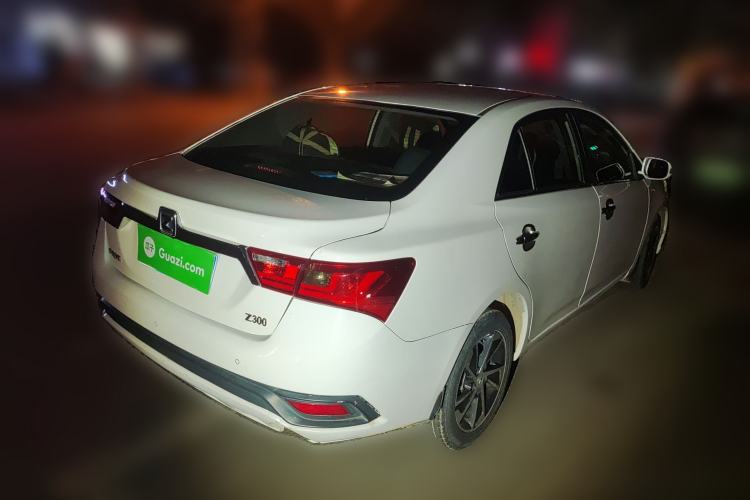 Used Zotye Z300 2014 New Vision 1.5L Manual Luxury Model Rear Right 45 Deg