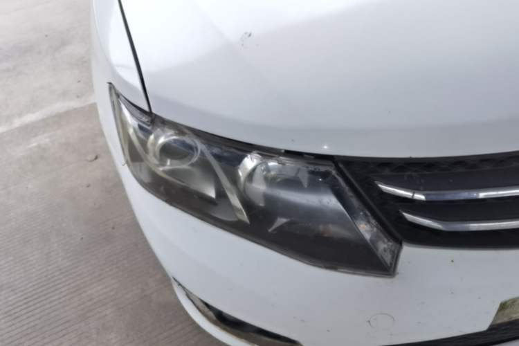 Used Zotye Z300 2014 1.5L Value Edition Manual Elite Model Right Front Headlight