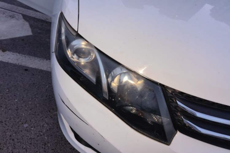 Used Zotye Z300 2014 1.5L Value Edition Manual Elite Model Right Front Headlight