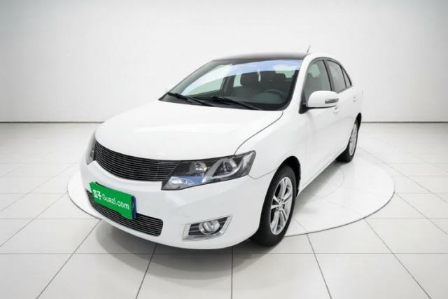Zotye Z300 2014 1.5L Urban Edition Manual Deluxe Trim مستعملة