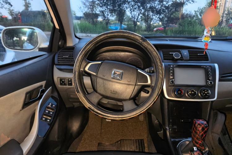 Used Zotye Z300 2014 1.5L Value Edition Manual Elite Model Steering Wheel
