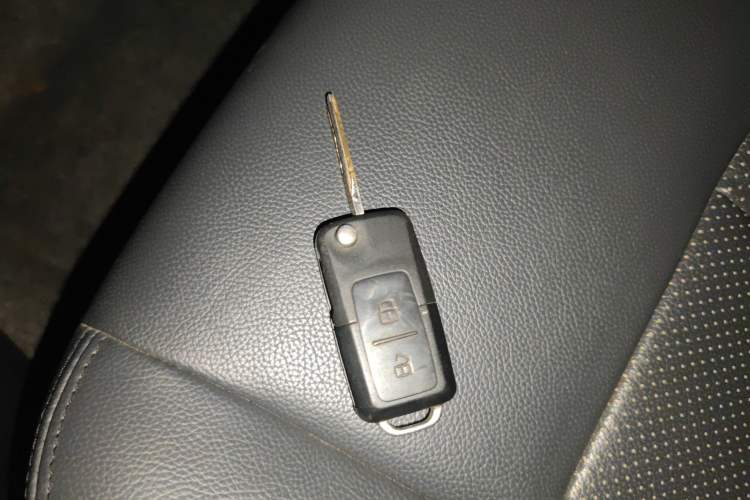 Used Zotye Z300 2014 1.5L Value Edition Manual Elite Model Vehicle Key