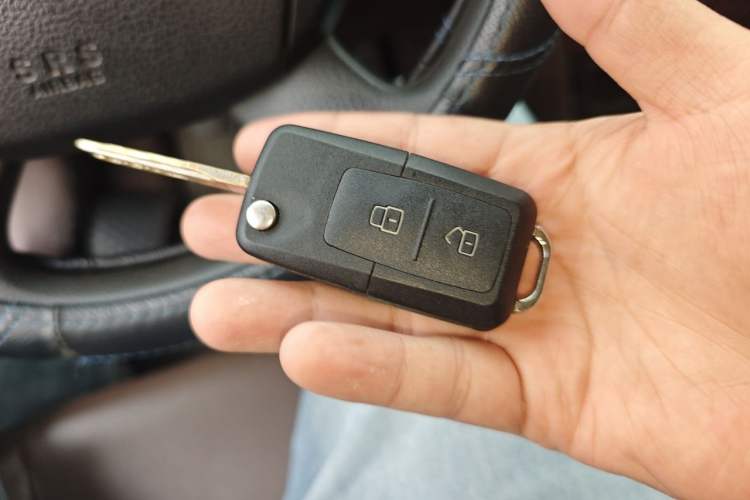 Used Zotye Z300 2014 1.5L Value Edition Manual Comfort Model Vehicle Key