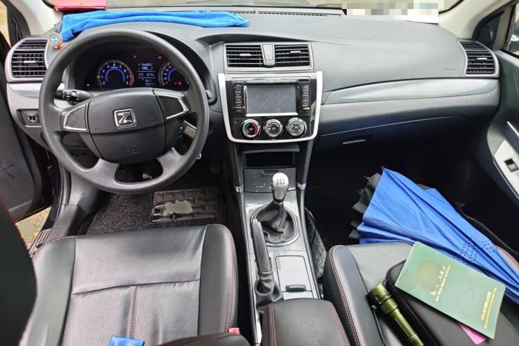 Used Zotye Z300 2016 1.5L Manual Elite Version Center Console
