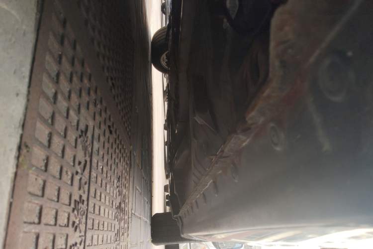 Used Zotye Z300 2016 1.5L Manual Elite Version Chassis Rear Right