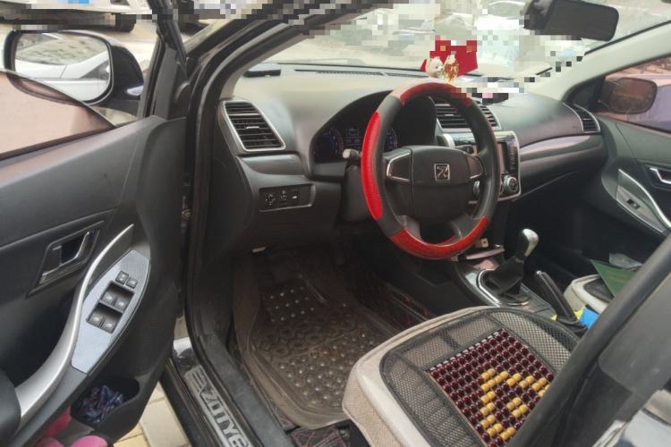 Used Zotye Z300 2016 1.5L Manual Elite Version Driver Seat