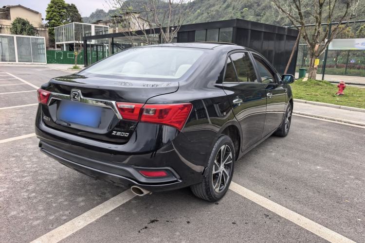 Used Zotye Z300 2016 1.5L Manual Luxury Model Exterior 7