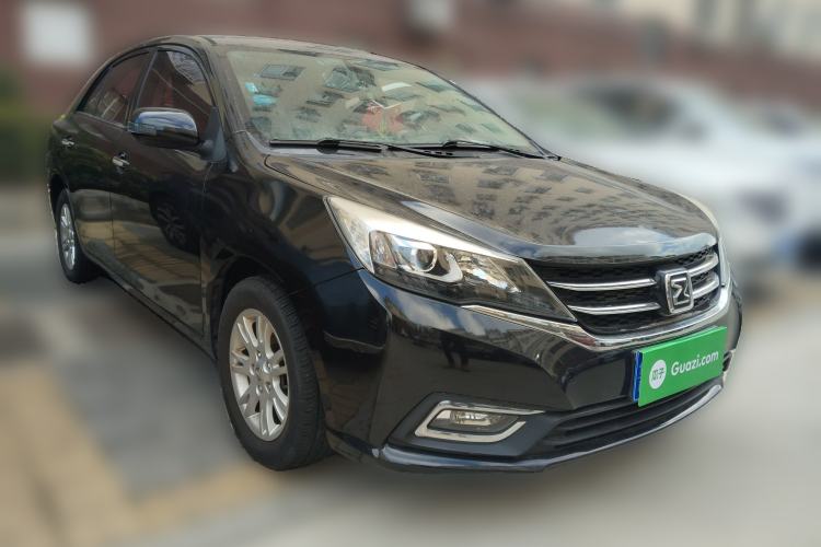 Used Zotye Z300 2016 1.5L Manual Elite Version Front Right 45 Deg